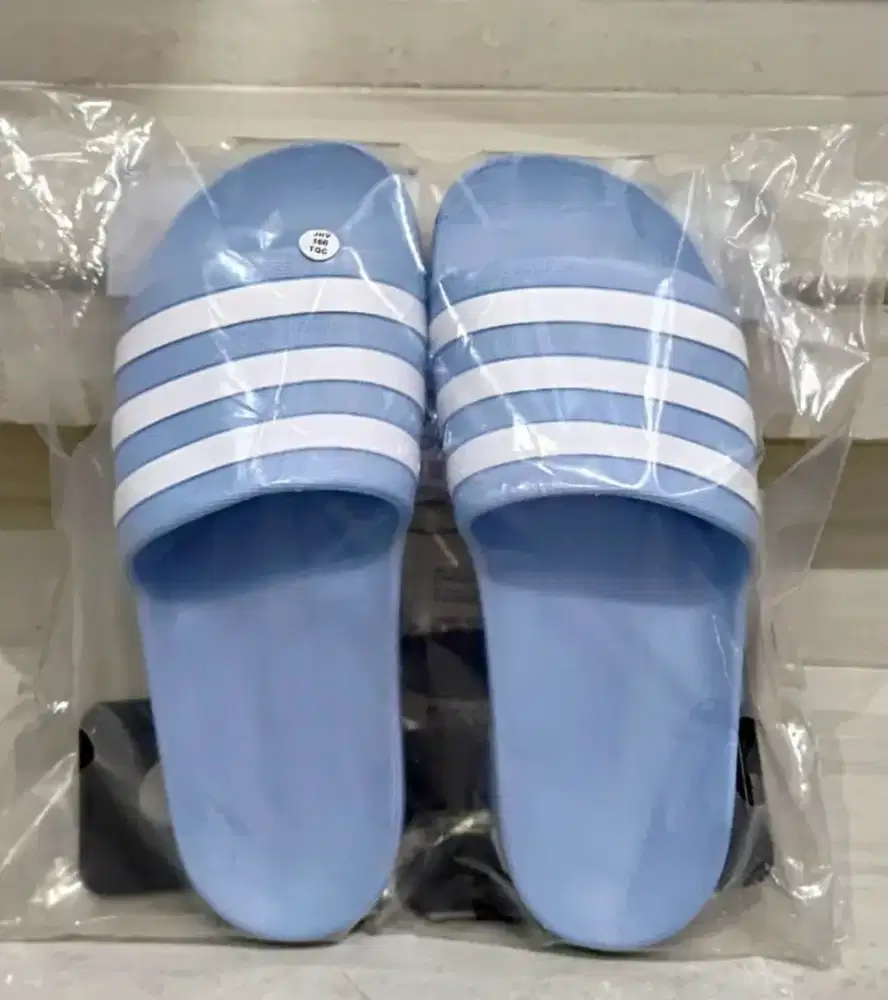 ADIDAS SWIMMING & LIFESTYLE ADILETTE AQUA SLIDES UNISEX FOR SALE!!!