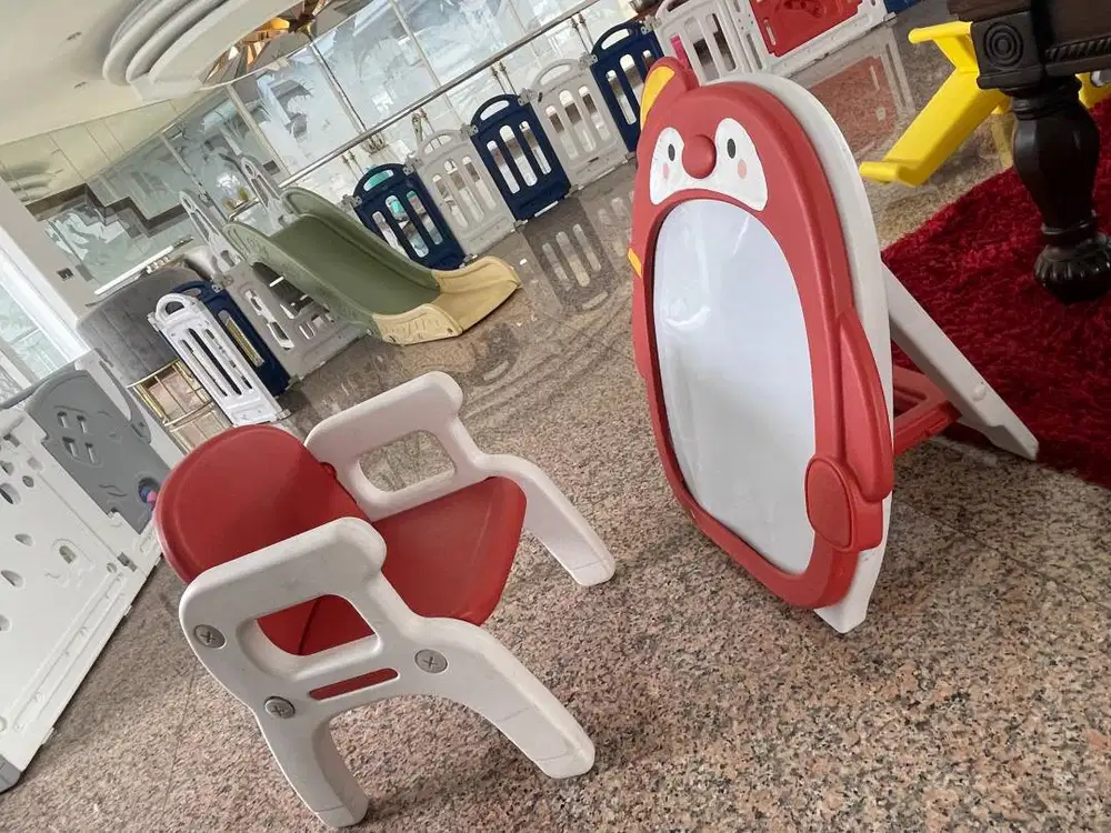 Papan Tulis Anak Portable Baby Papan tulis Untuk Anak dilengkapi kursi