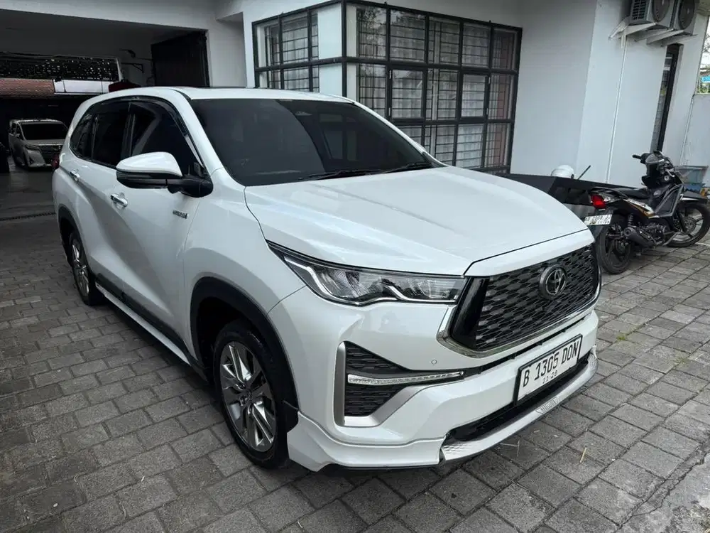 zenix 2023 hybrid modelista