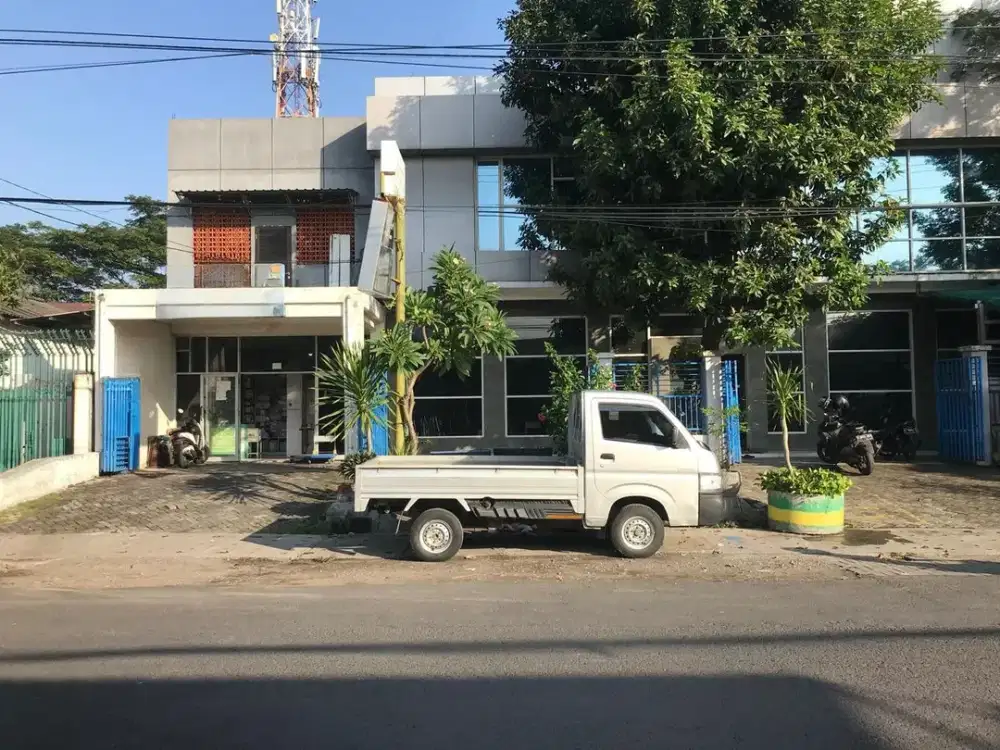Dijual gedung cocok untuk kantor dekat unesa (MH)