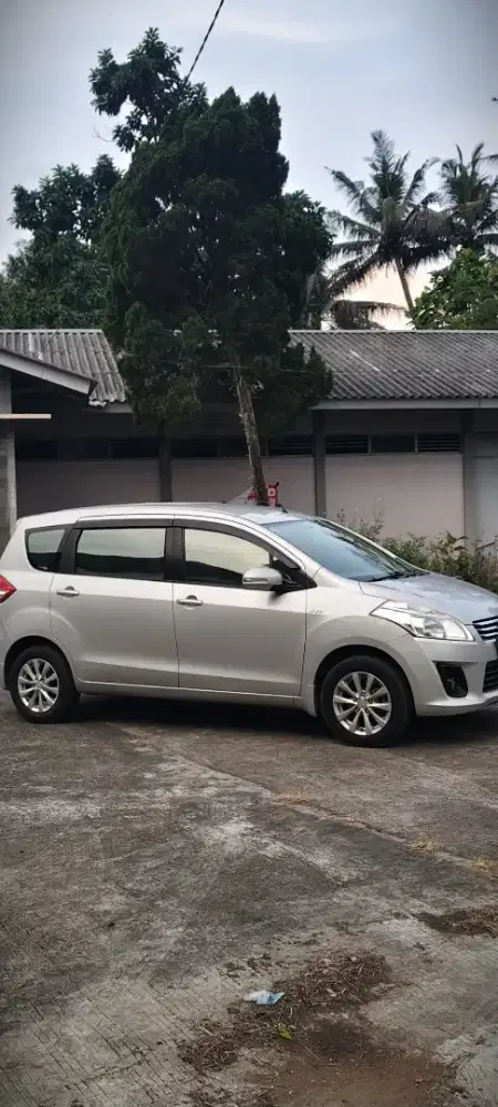 Ertiga GL a/t 2015