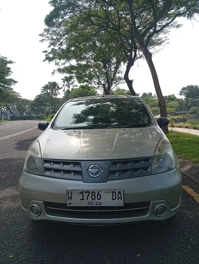 Nissan grand Livina XV manual 2008