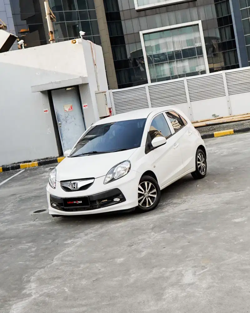 Honda Brio E 1.2 Matic 2015 putih genap