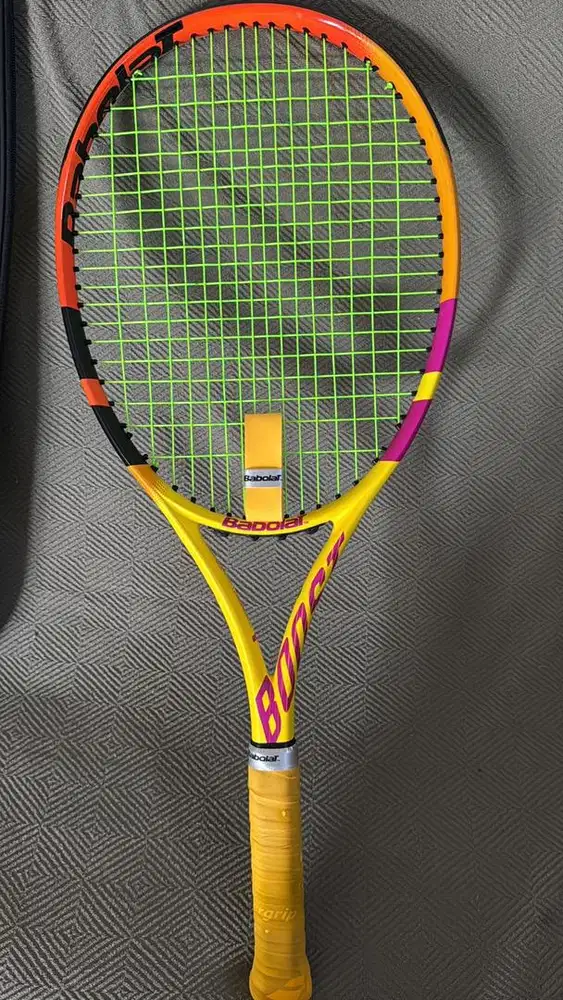 Raket tennis babolat boost rafa masih mulus