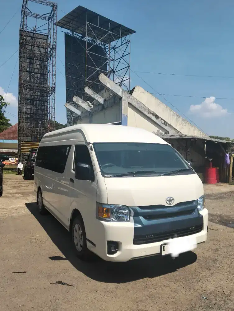 Hiace comuter MT 2024