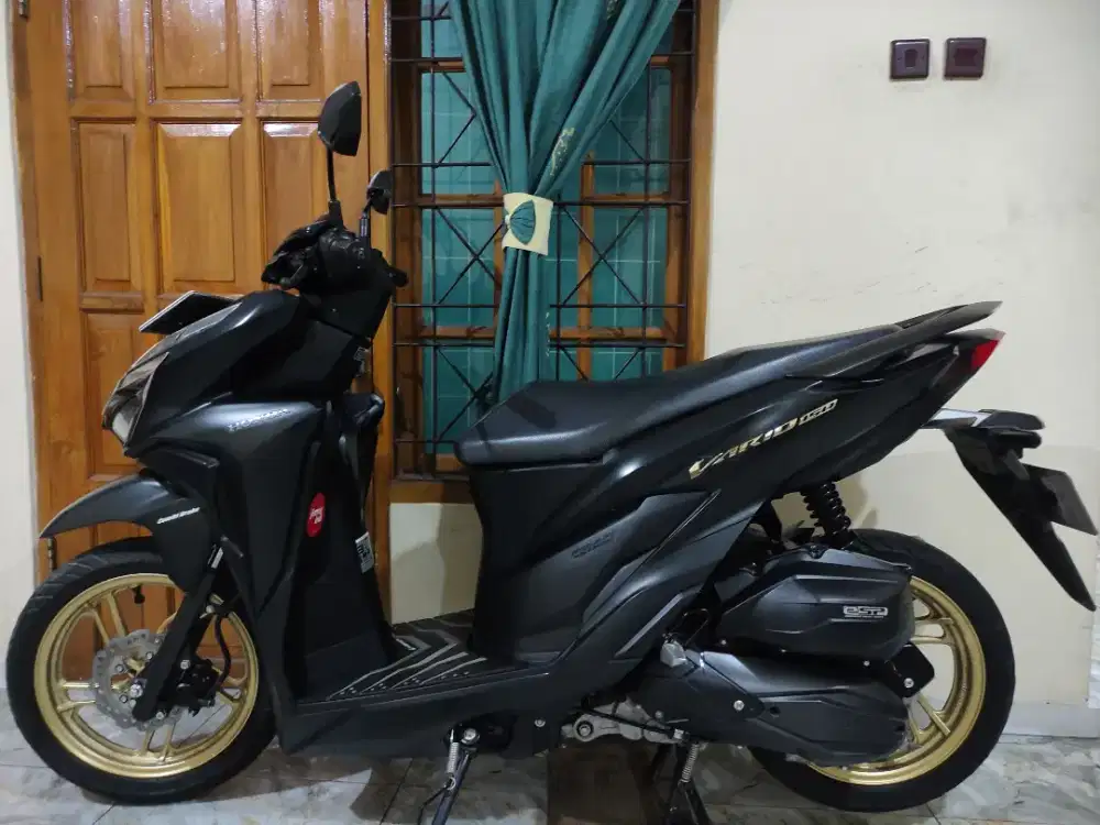 Super istimewa low km vario 150  keyless cbs iss super mulus  ful ori