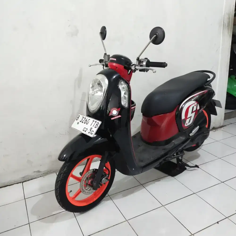 Honda Scoopy Fi 2013 Mesin Cakep Bagus Lengkap