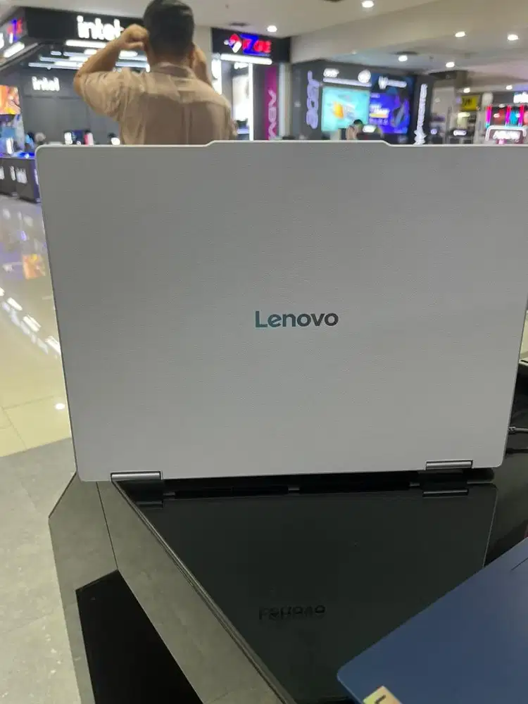 Lenovo yoga 83JQ