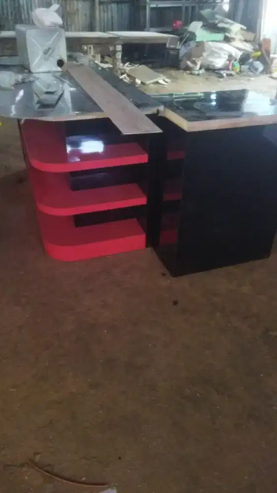 Meja kasir bahan Hpl