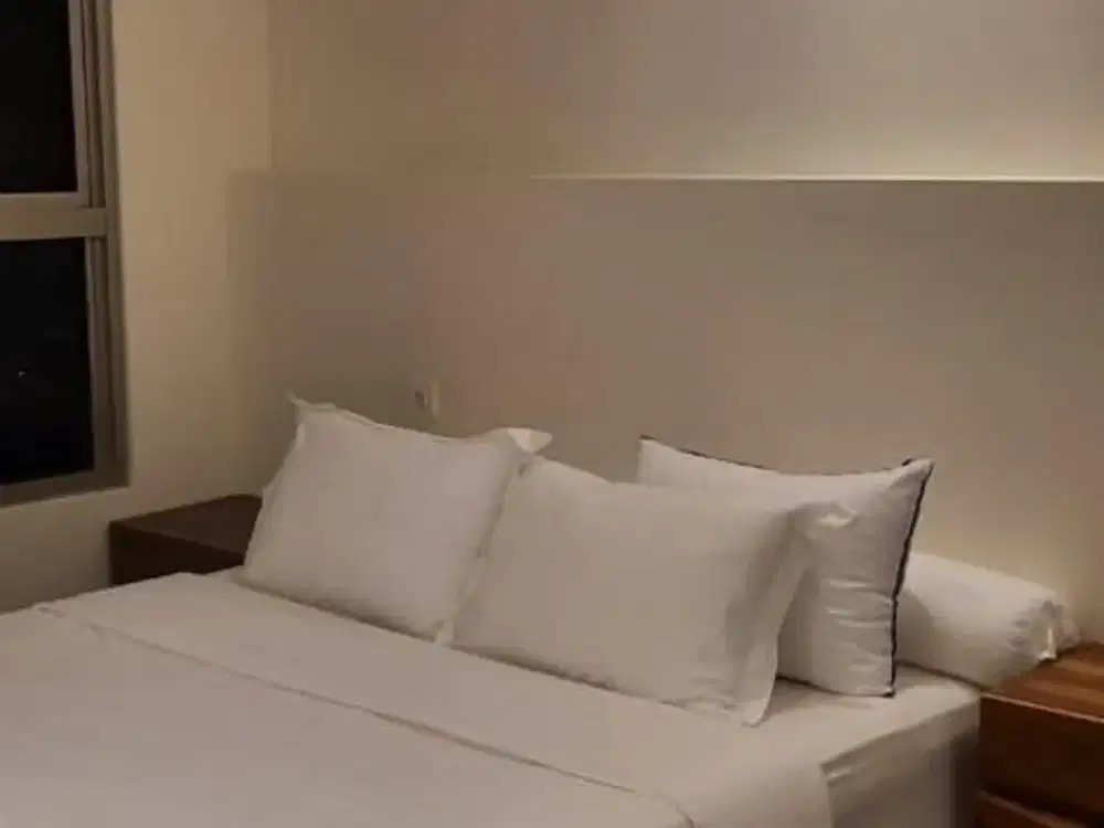 Disewakan Bulanan Murah 1BR Furnish Orange County Apartemen