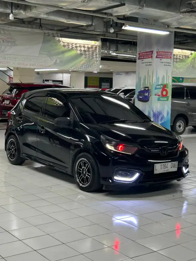 Honda Brio E CVT Upgrade RS 1.2 Hitam 2022 Matic / AT ISTIMEWA BOSS !!