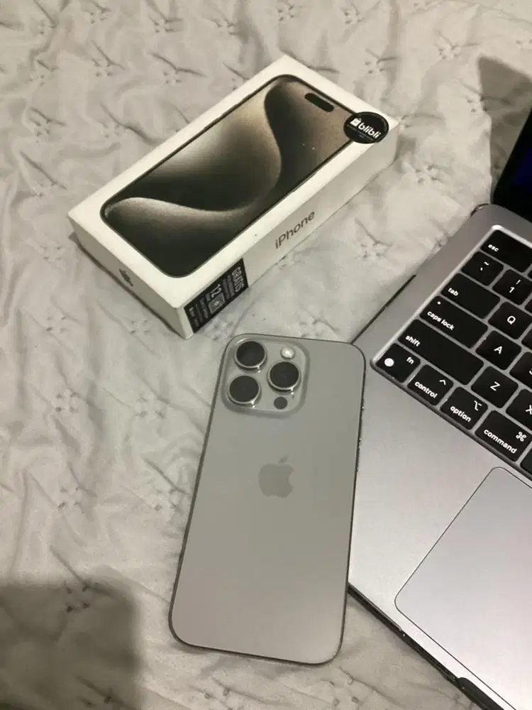 iPhone 15 Pro 128 GB resmi Blibli