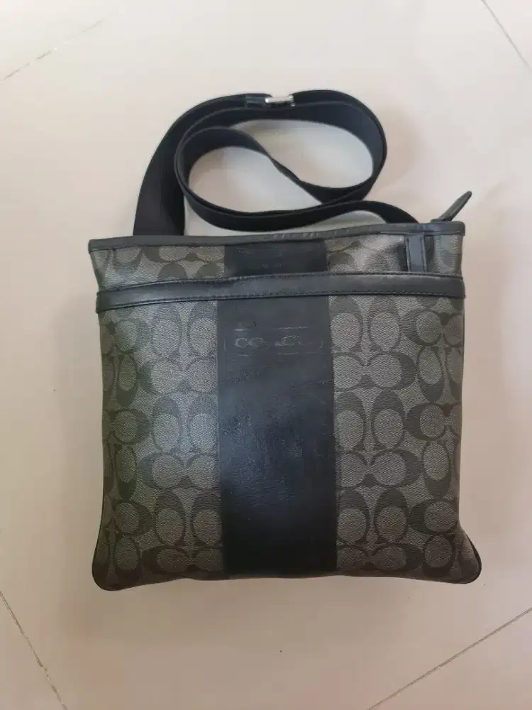 Sling Bag Pria Coach Heritage Stripe Small Crossbody Second
Kulit Asli