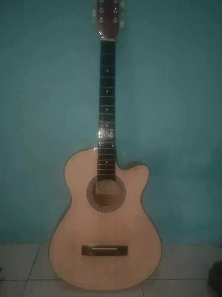 Gitar akustik lengkap