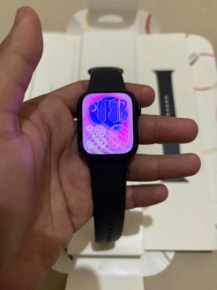 Apple watch 8 41mm ex garansi resmi ibox fullset mulus pemakaian bh100
