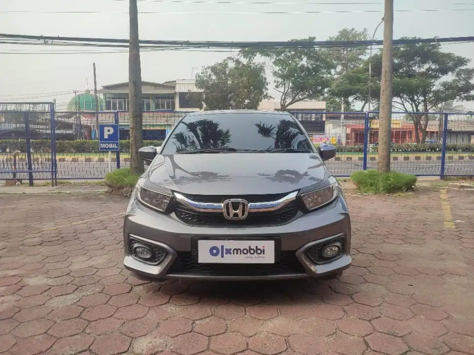 DP MURAH Honda Brio Satya 1.2 E Bensin-MT 2021 Abu-Abu CUBED