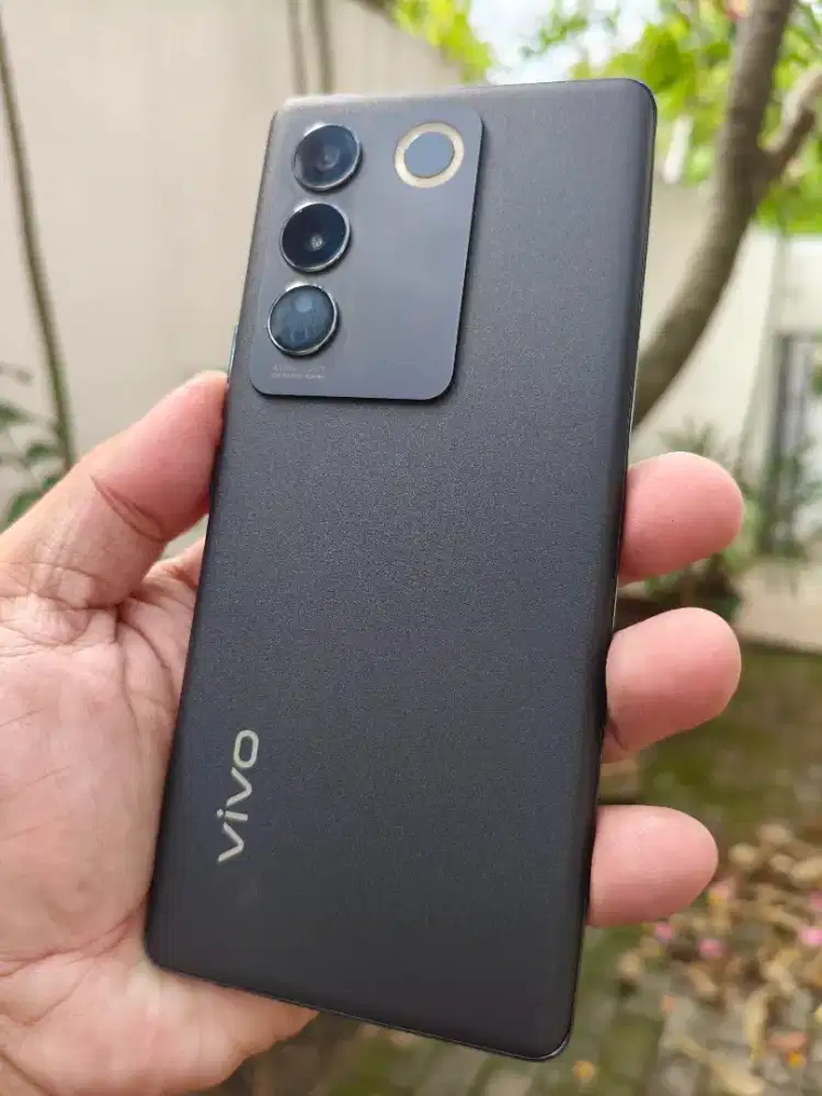 Vivo V27 5G 8/256 Dimensity 7200