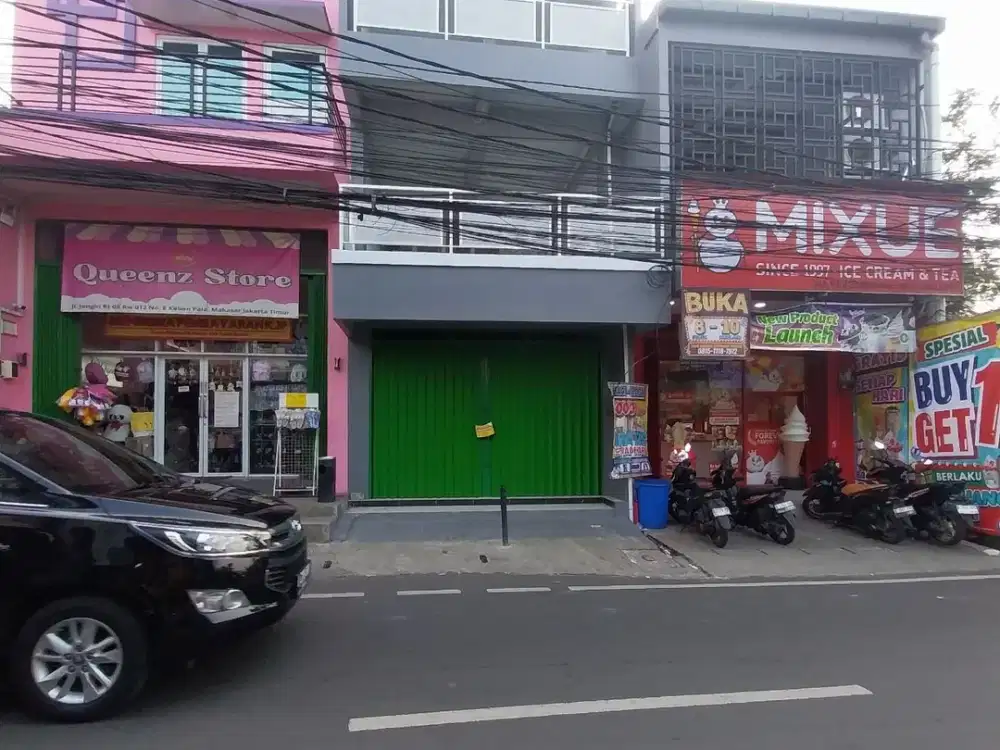 Disewakan Ruko 3 Lt lokasi ramai cocok untuk segala usaha di Kebon pala, Jakarta Timur