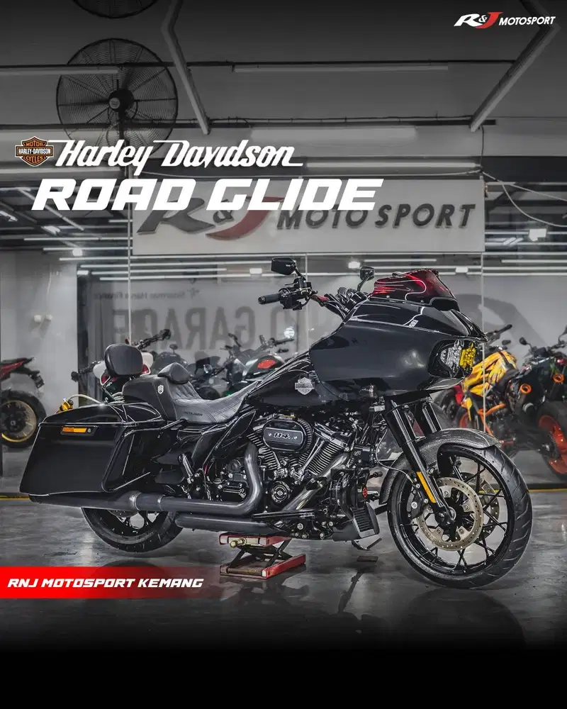 Harley Davidson Road Glide RoadGlide Nik 2022 Odo 7.000an