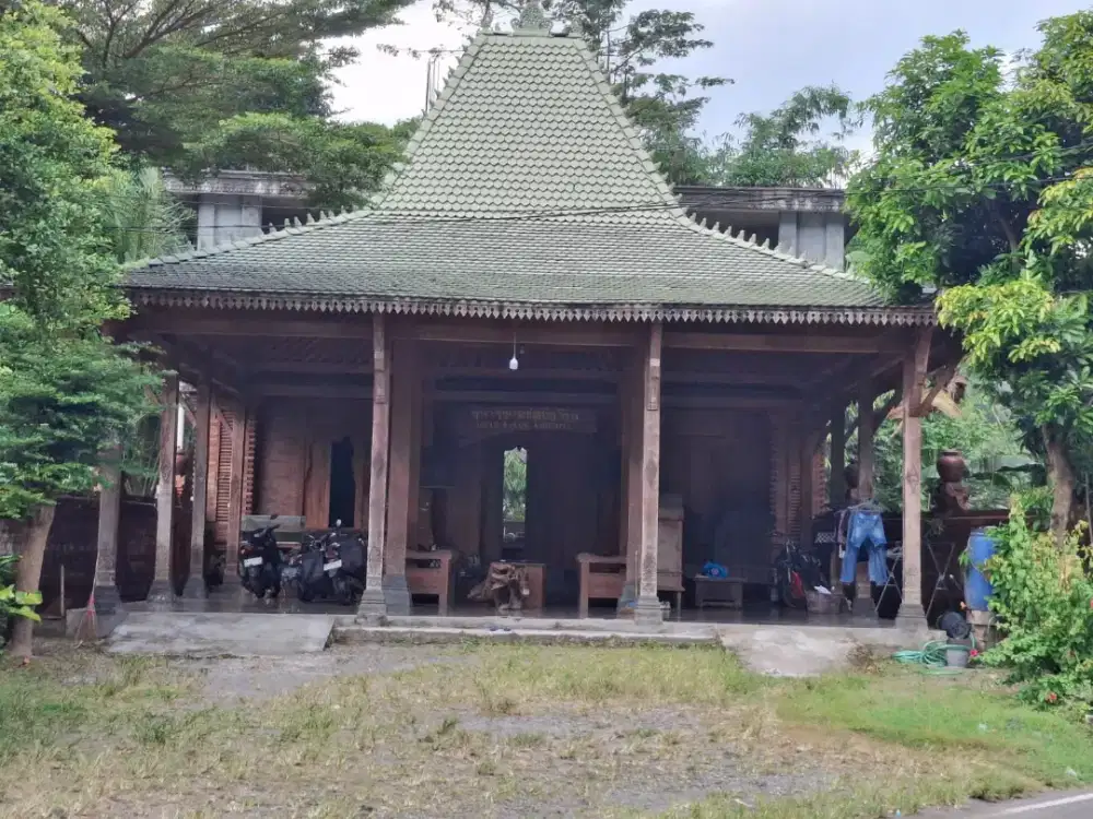 Joglo kayu jati tua full ukir
