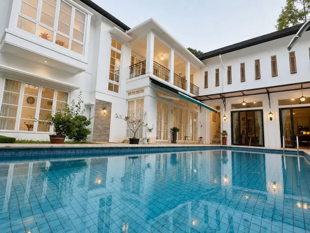 RUMAH MODERN CLASSIC DIJUAL MURAH DI JAGAKARSA JAKARTA SELATAN