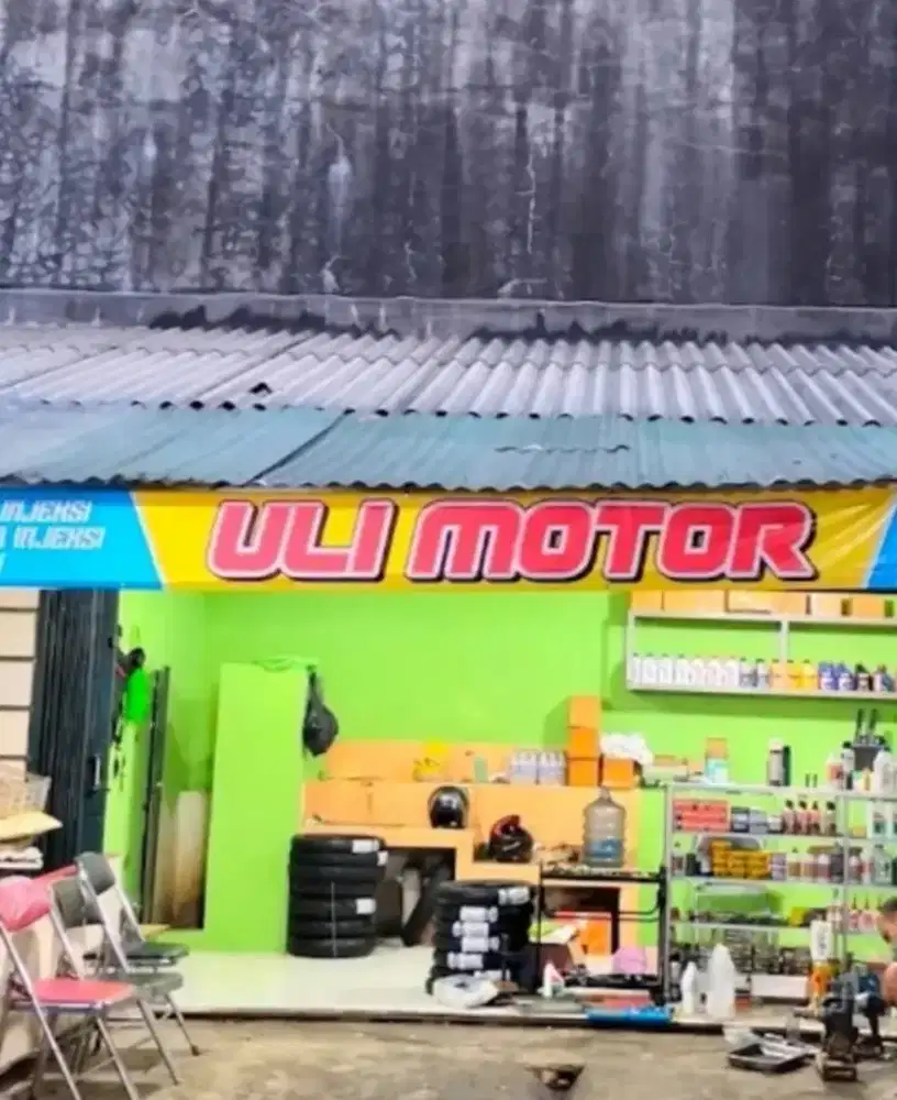 Mekanik Bengkel Motor