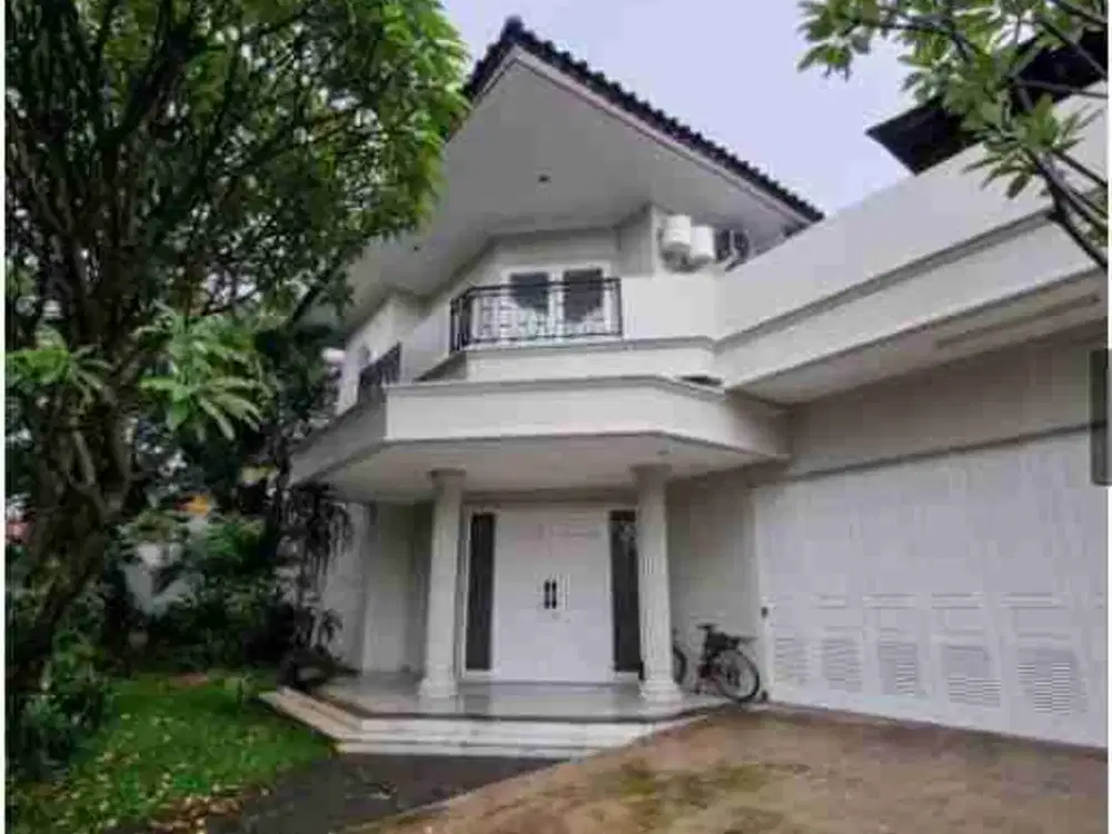Sewa Rumah Garasi 2 Mobil
