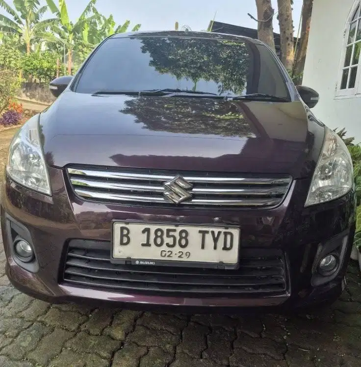 suzuki ertiga gl at 2013 marun metalik