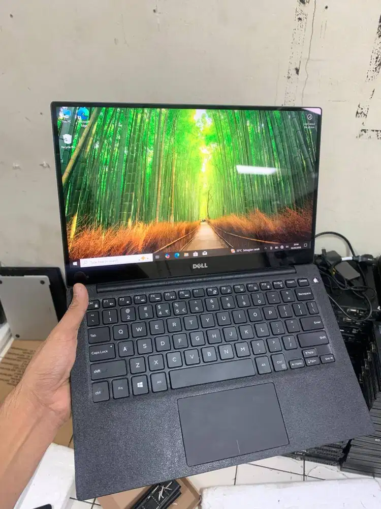Dell xps 13 9360 touchscreen core i 7 gen 8 ram 8gb ssd 256gb