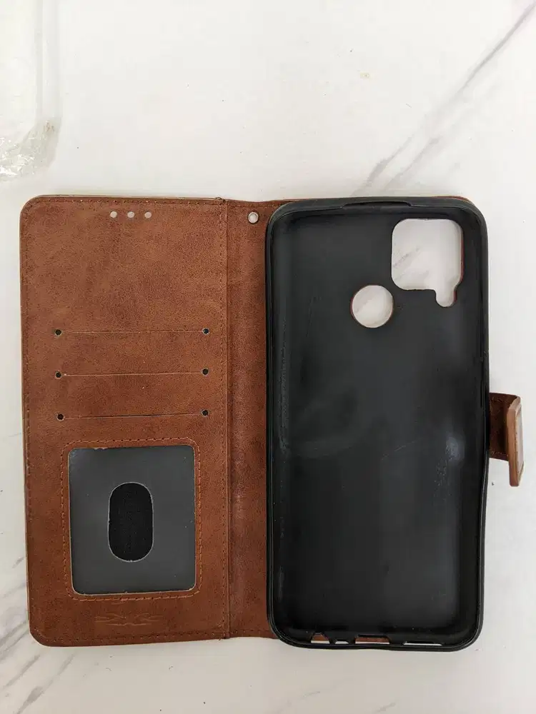 Casing Case Leather Kulit Coklat - Realme C15