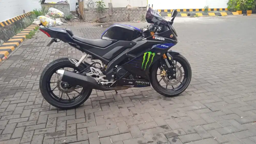 Yamaha R15 v3 livery MotoGP