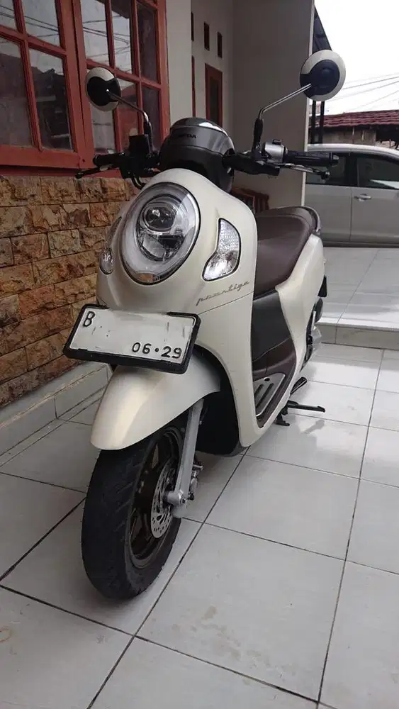 Honda Scoopy Prestige 2024