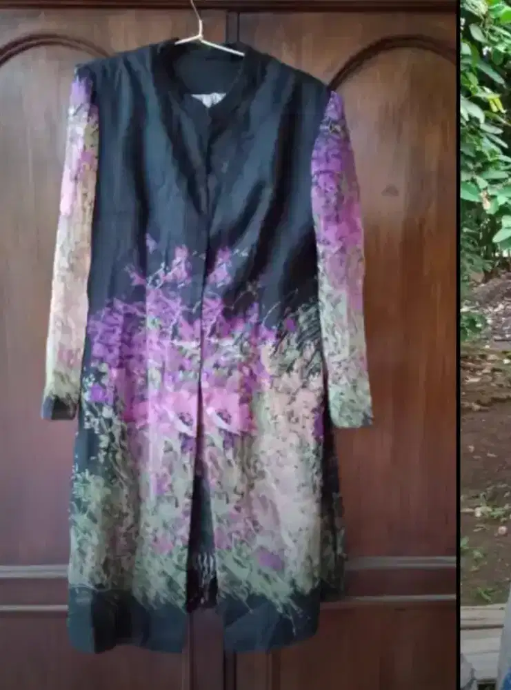Kebaya hitam motif bunga ukuran L + selendang