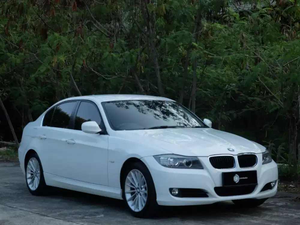 BMW 320i Executive 2011 2012 E90