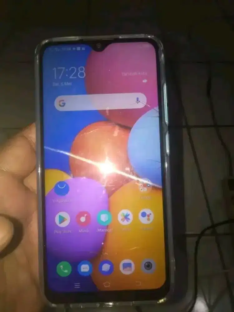Vivo y1s Ram 2/32Gb (minus Ts retak dikit)