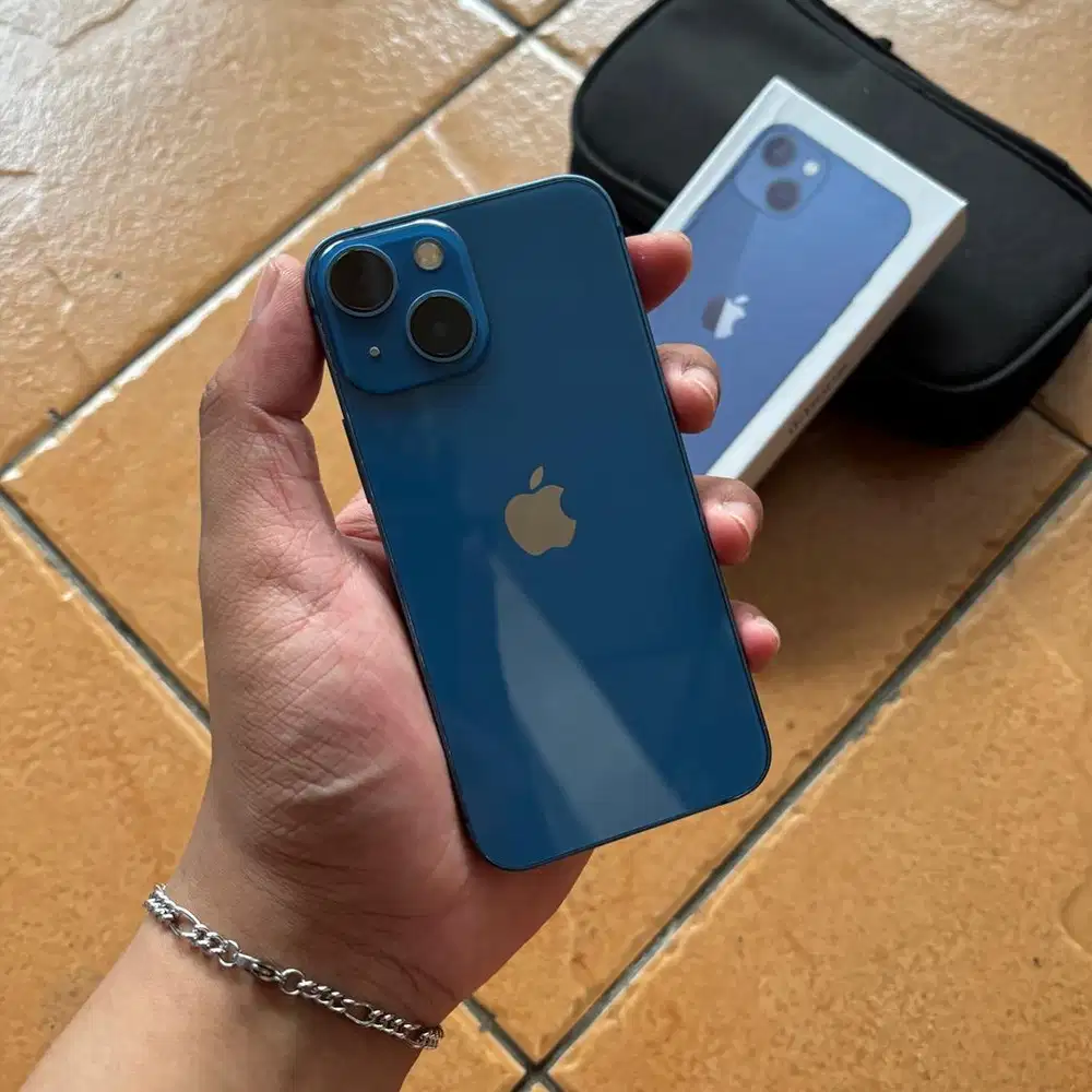 iPhone 13 Mini 128GB Blue ex BEACUKAI (SETARA IBOX)
