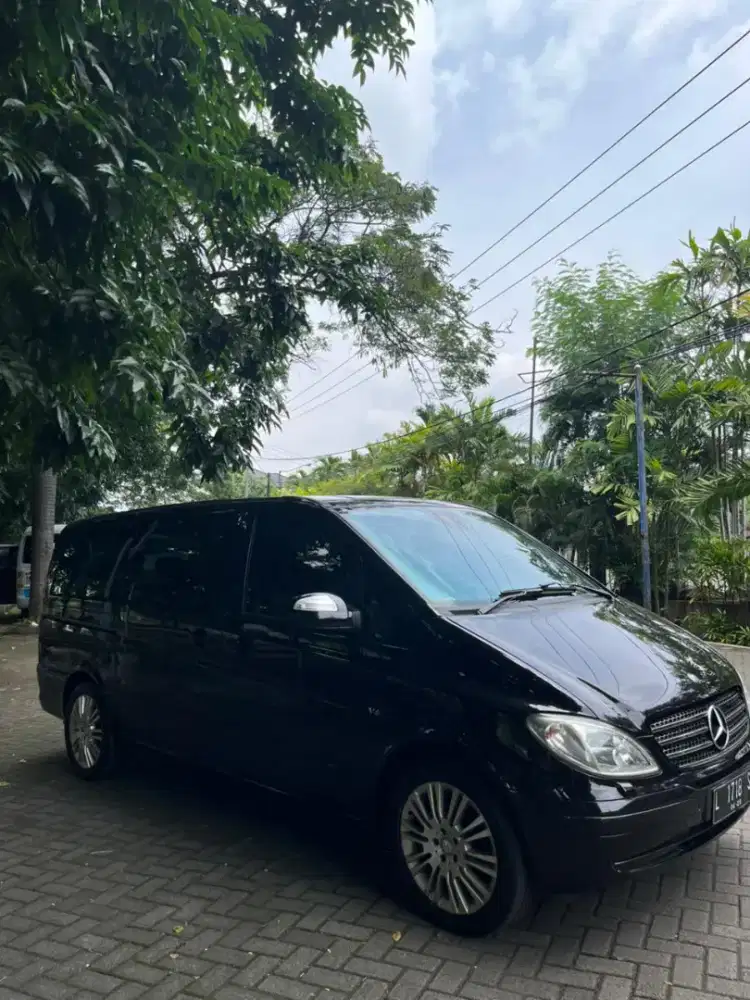 Mercedes Benz Viano 2,5 AT, Km Rendah