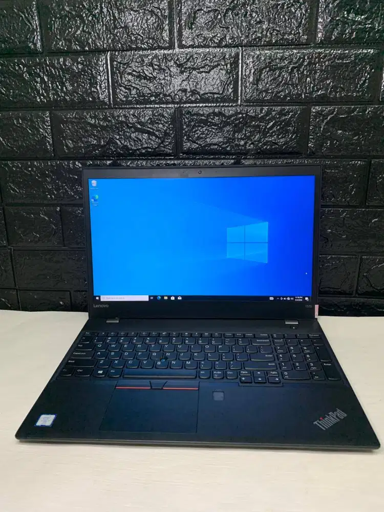 Lenovo Thinkpad T570 i7 gen 6 ram 8gb ssd 256gb