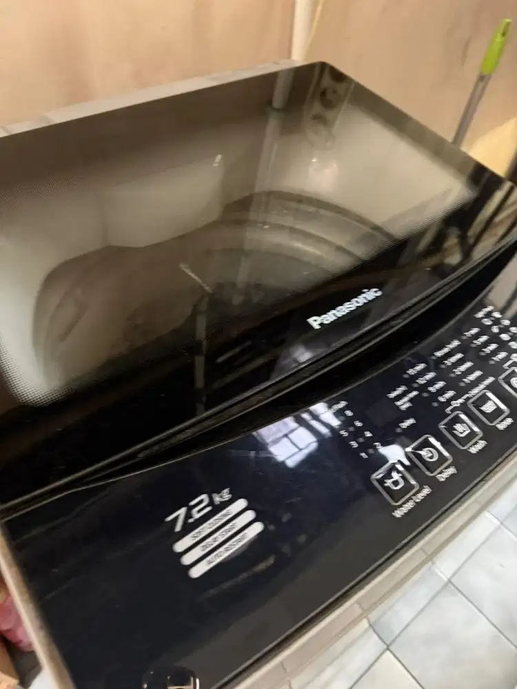 dijual mesin cuci panasonic  7.2 kg na f72mbi