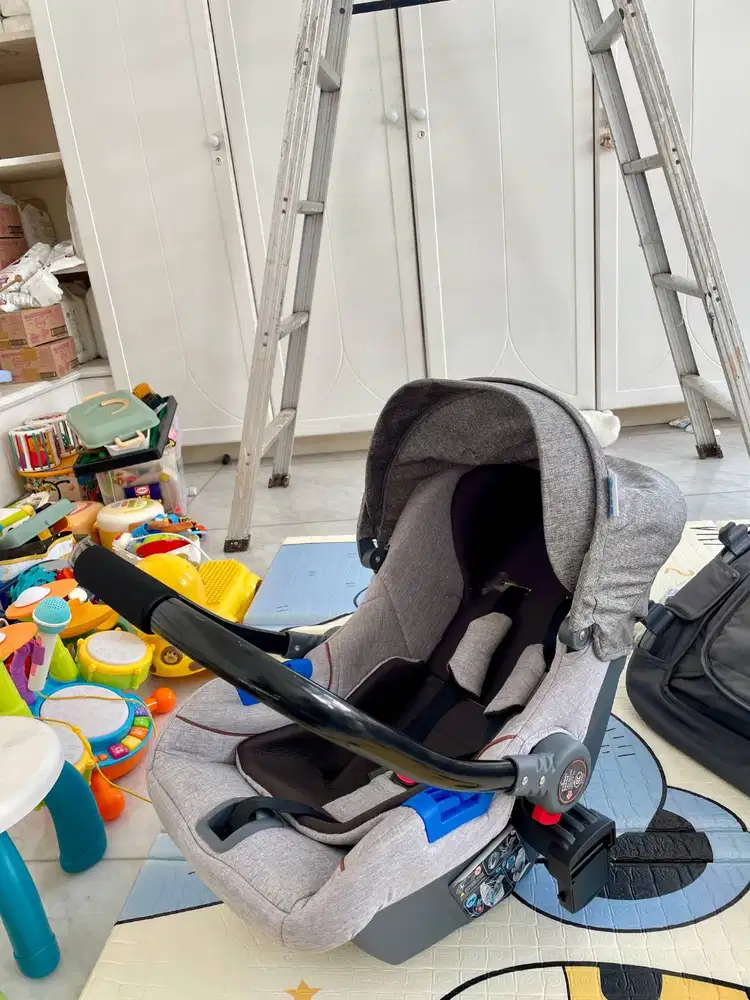 Babydoes Carrier Carseat Kursi Mobil Bayi Anak Traveling Portabel Aman