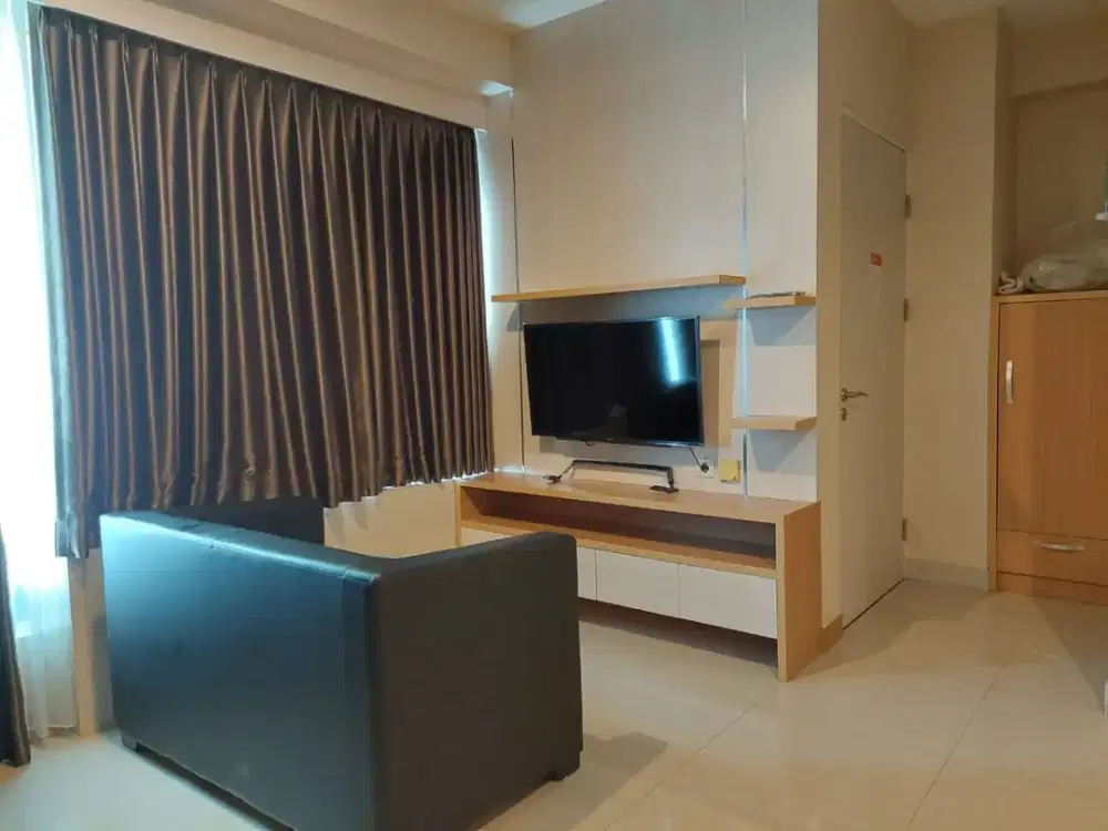 Apartemen Sultan Daerah Bekasi! Grand Kamala Lagoon - Full Custom Furnished & Siap Huni