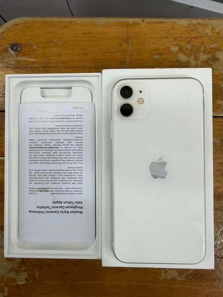 Iphone 11 64 x ibox belum pernah service