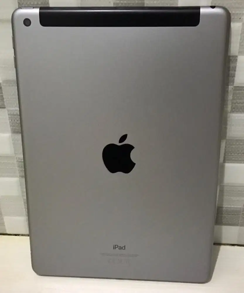 iPad 6th Generation 128GB Wifi Only