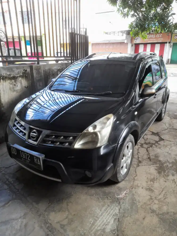 Jual Livina X- Gear th.2011 kondisi mulus