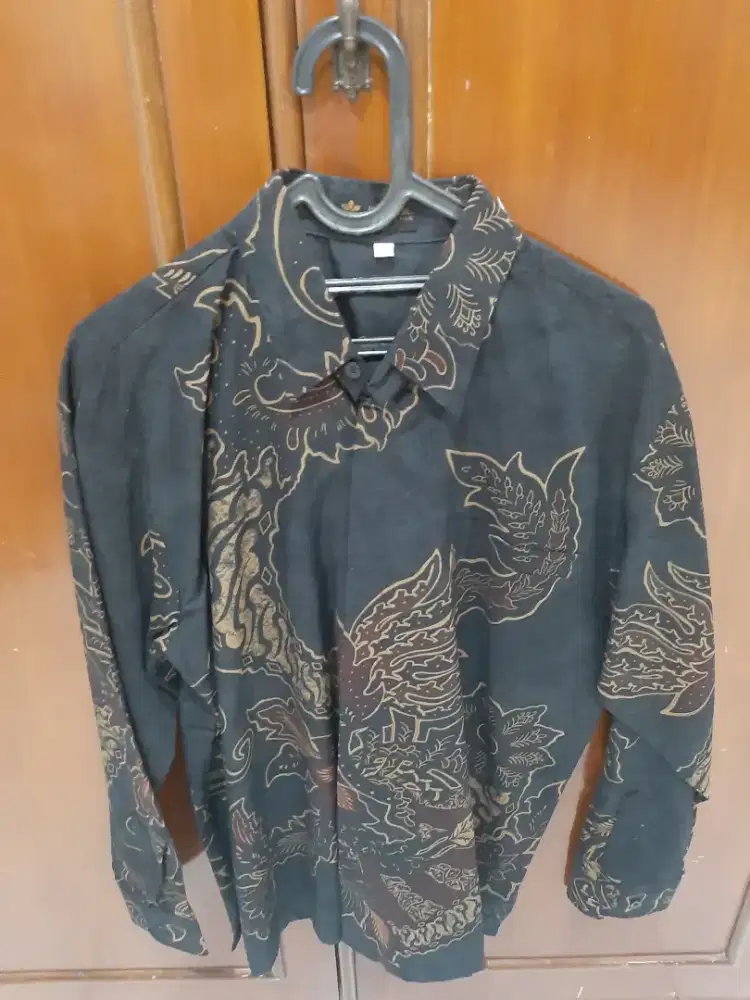Kemeja Batik Mewah Pria Size L Reguler Fit Lengan Panjang corak mewahh
