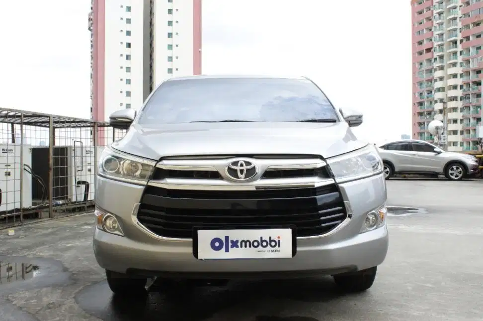TDP 12JT, Toyota Kijang Innova 2.0 V Bensin-AT Silver 2018