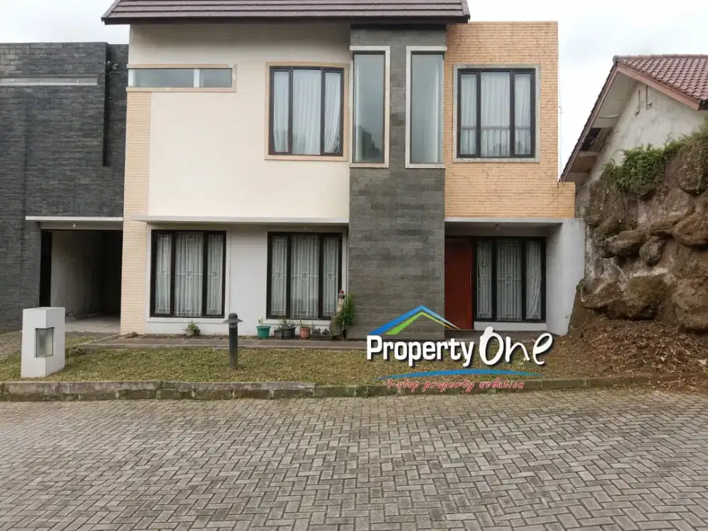 Jual Rumah 2 Lantai Semi Furnish Siap Huni Lokasi Strategis Di The Fit Bintaro Dekat Akses KRL Jurangmangu Dan Tol Pondok Aren-Jakarta