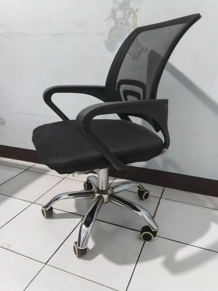 Kursi putar roda untuk Kantor