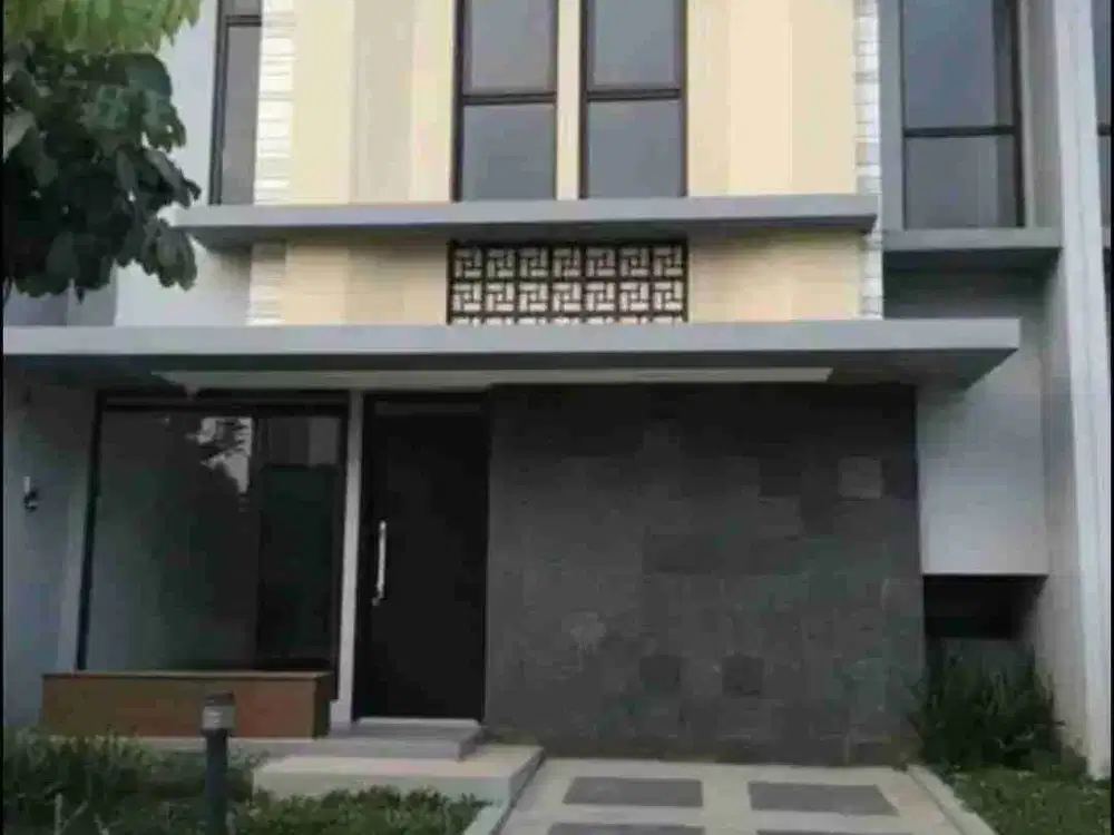 Rumah Standar Rapih Lokasi Premium Eminen BSD city