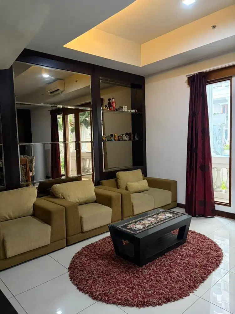 WATERPLACE RESIDENCE TOWER E DEPAN KOLAM RENANG 3BR 2 LANTAI